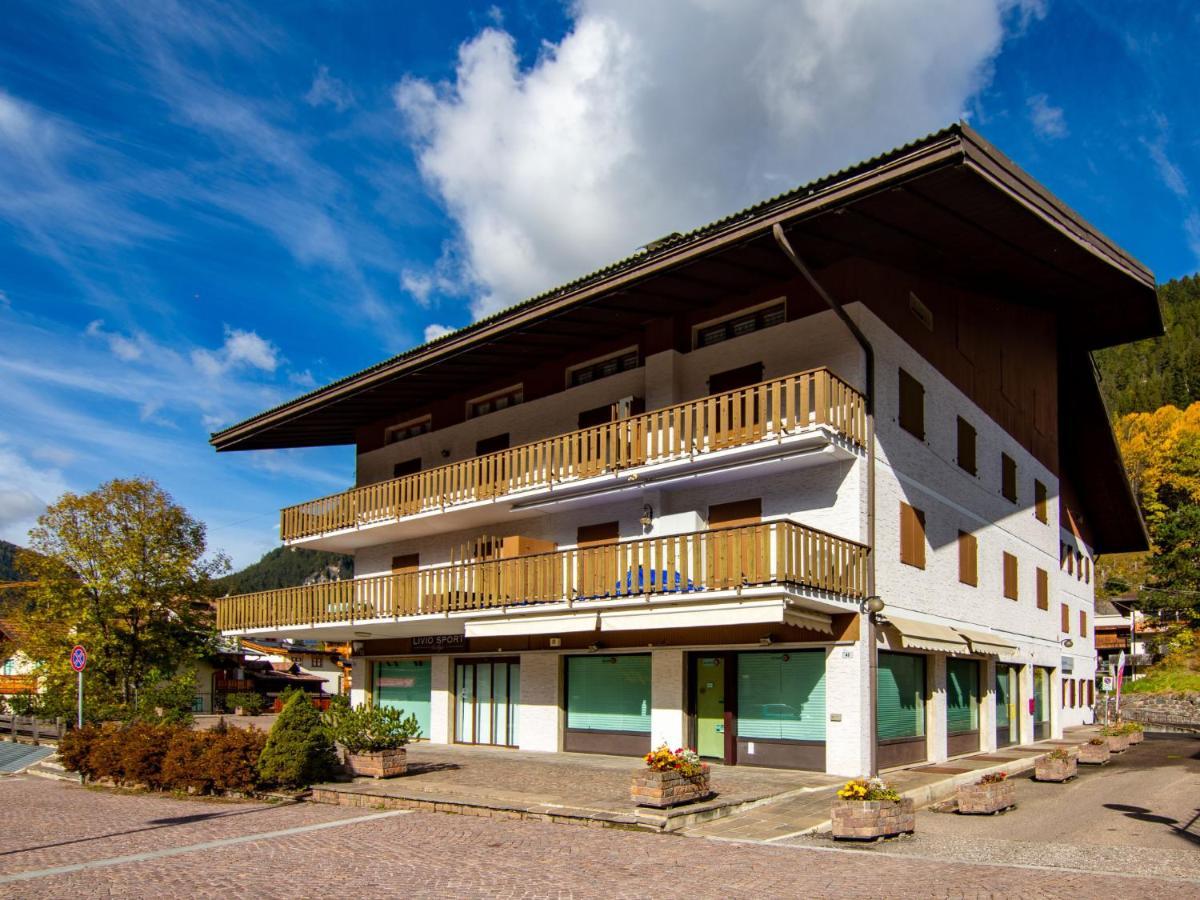 Apartment Al Parco-1 By Interhome Canazei Exteriör bild